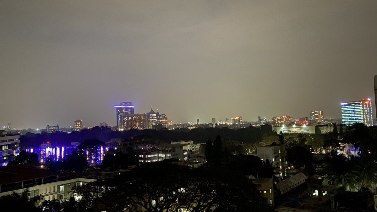 It's Bengaluru. #bengaluru #Bangalore #NightPhotography #iphone #iphonephotography