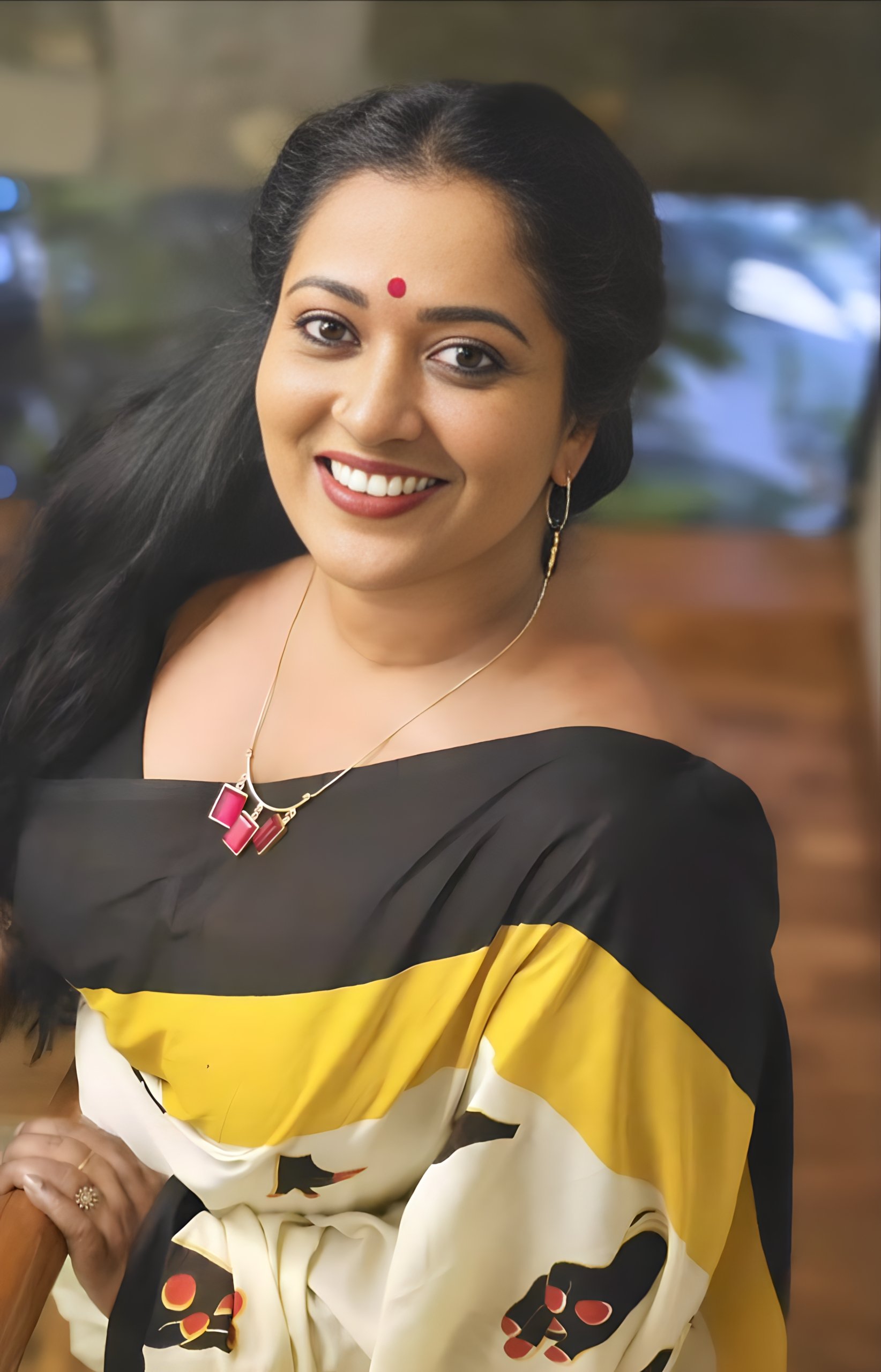 Mallu Tulasi Aunty | iiQ8 Malayalam Girl Viral collections Princy Xavier Tulasi
