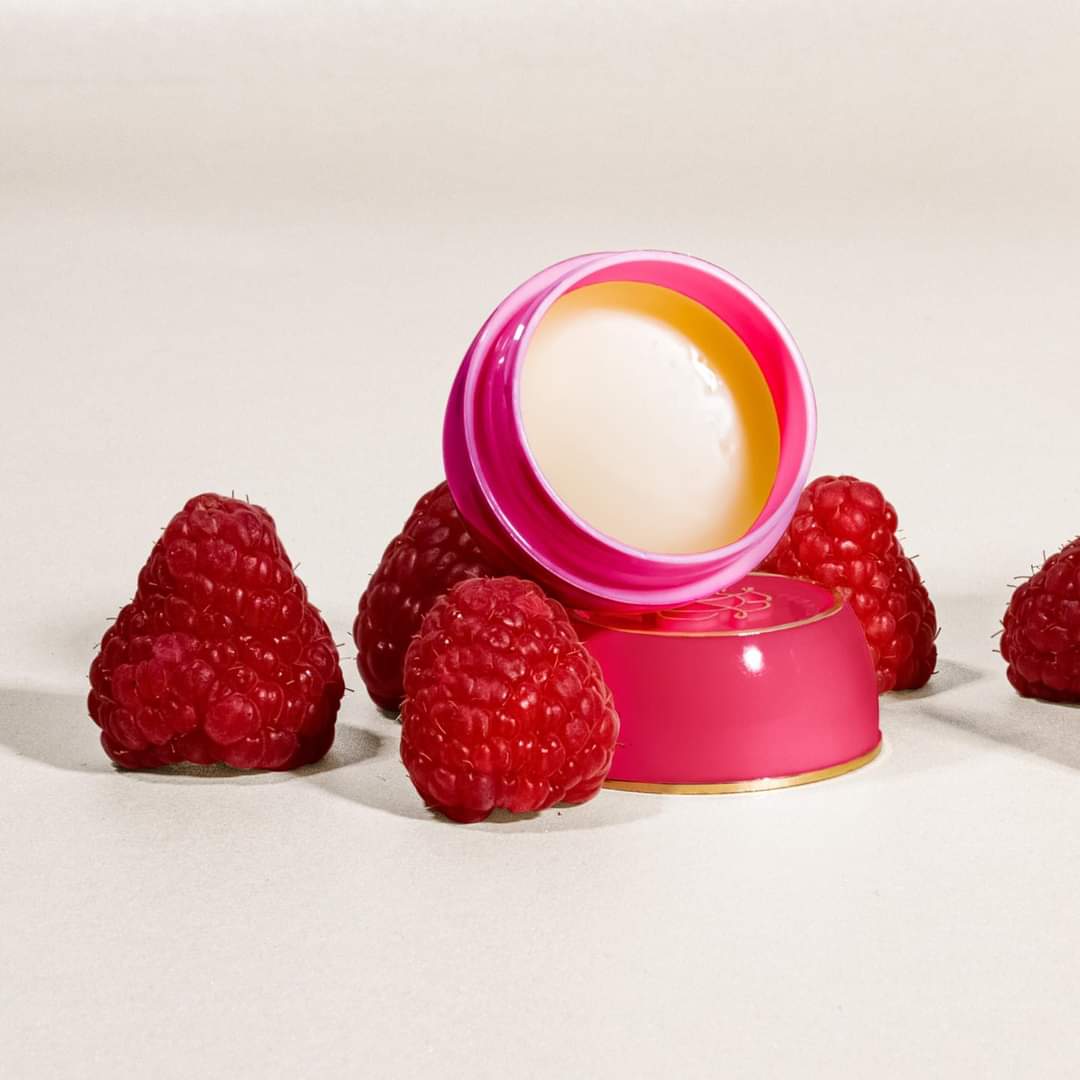 ifygoodthing's tweet image. A treat for even the driest skin! Lip-smacking fruity raspberry from Tender Care nourishes and hydrates lips and dry skin.

#TenderCare
#skincareproducts 
#skincaretips