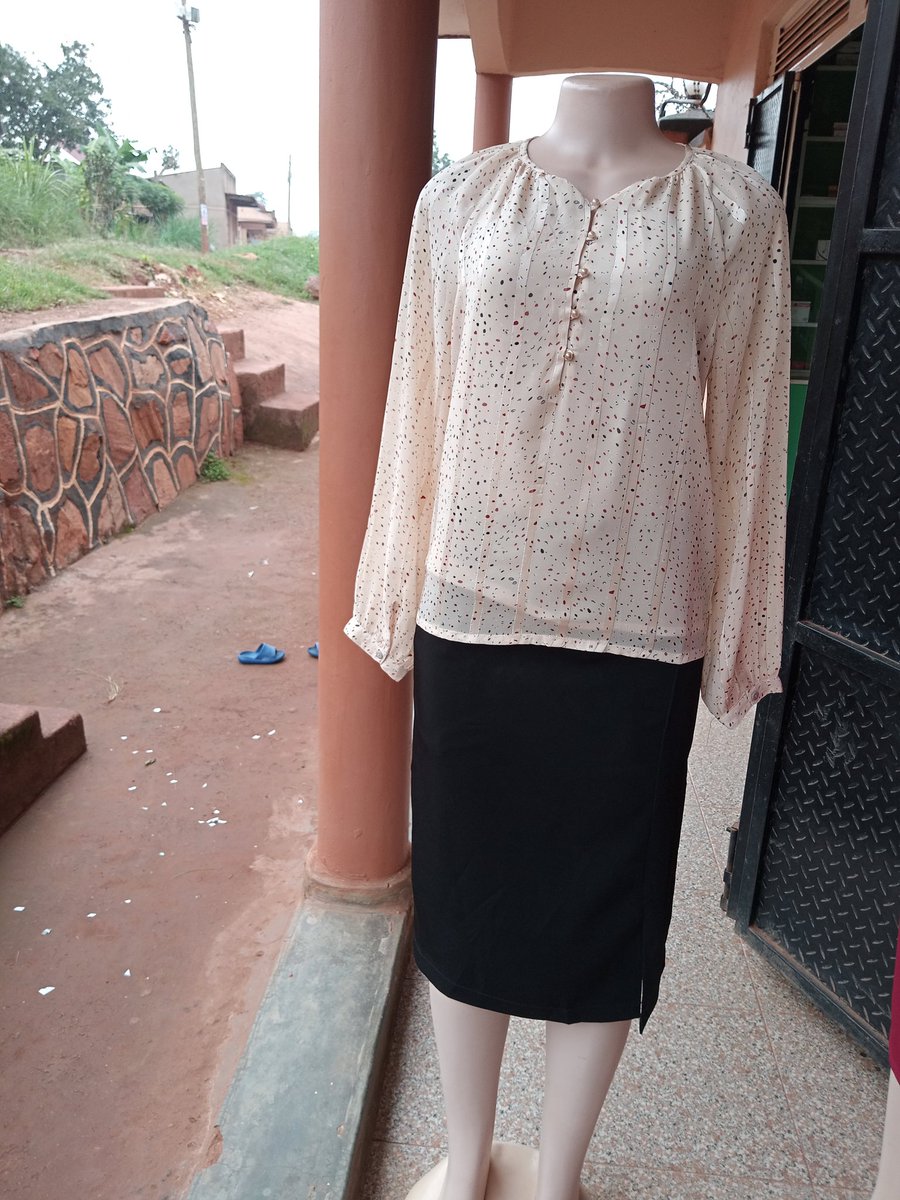 ShariiFashions's tweet photo. @promoter_Inc1 Ladies second hand skirts
Office and casual
Reach me on 0705923172 https://t.co/GWB59sB2tT
