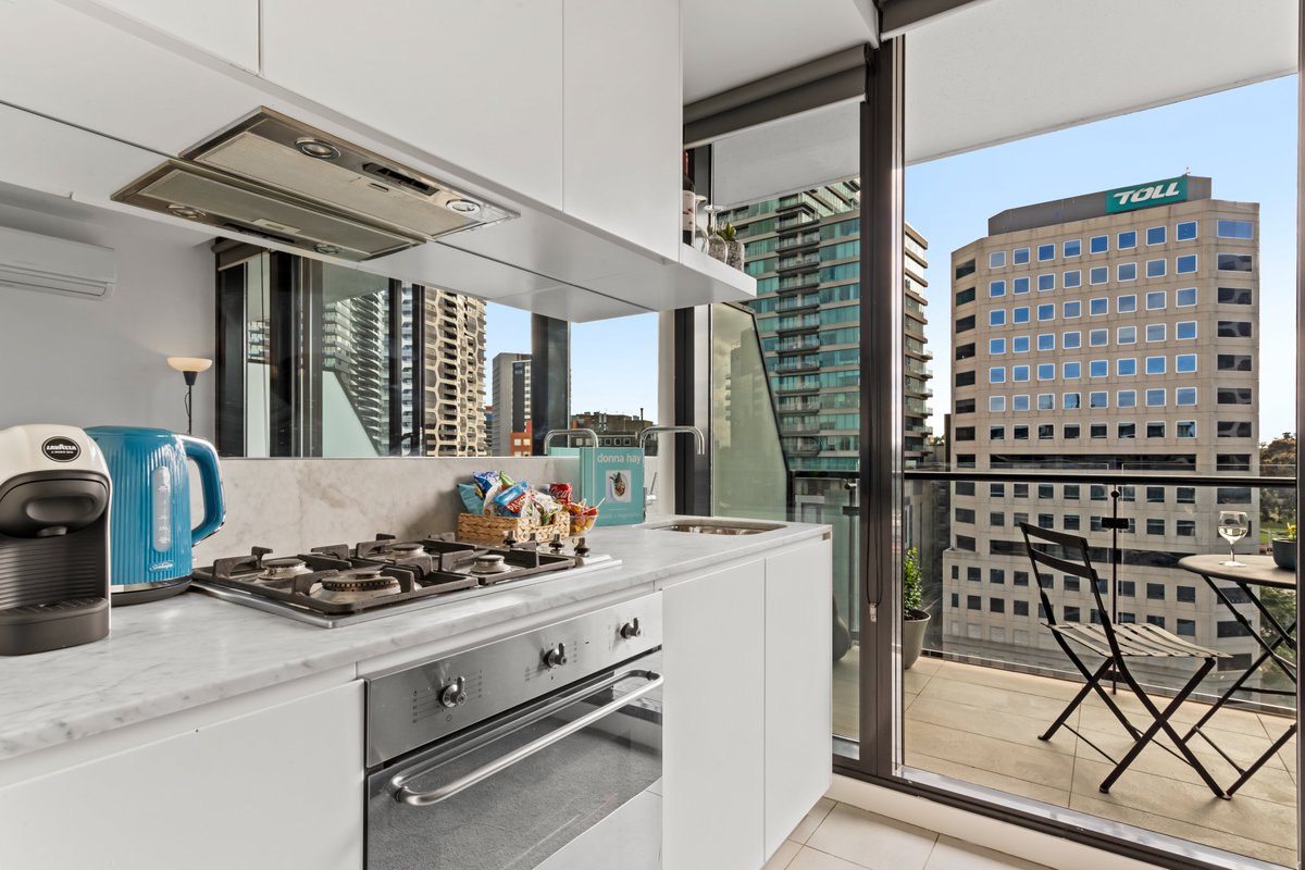luxurystaymelb's tweet photo. South Melbourne's Best Accommodation - fully serviced apartment!!!

https://t.co/VhTuIq6p24

#views #melbourne #ausopen #f1 #travel #traveller #BusinessTravel #couplesstay #airbnb #agoda #f1 #tennis #sportslover #business #traveller #qantas #airlines #gym #apartment #condo https://t.co/bFP3SwsM1m