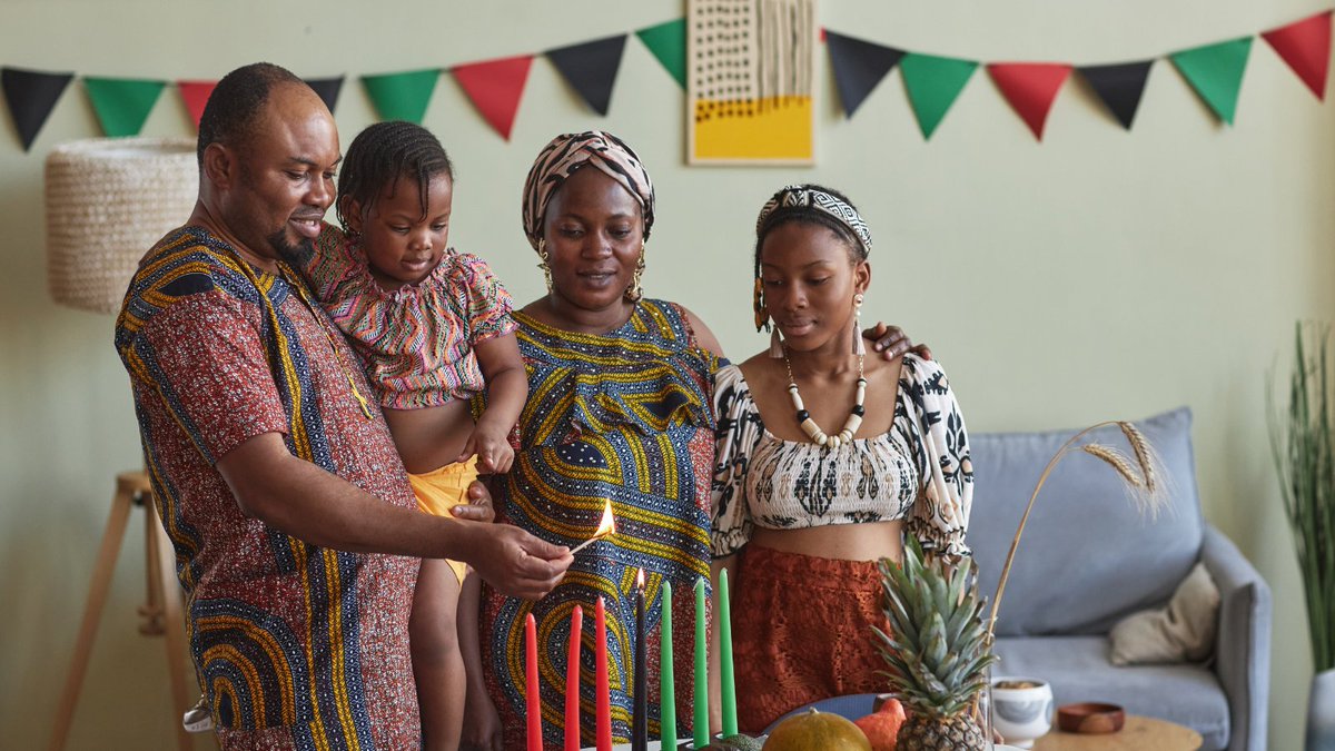 A study by the <a href="/NLM_NIH/">National Library of Medicine</a> reveals age-related differences in #financialwellbeing. Despite that, there is a common need for #financialplanning. The study suggests #targetedinterventions. Explore similar research on <a href="/i3access/">Community for Financial Health</a> 's #ResearchandInsightsBoard: bit.ly/48FX2IL