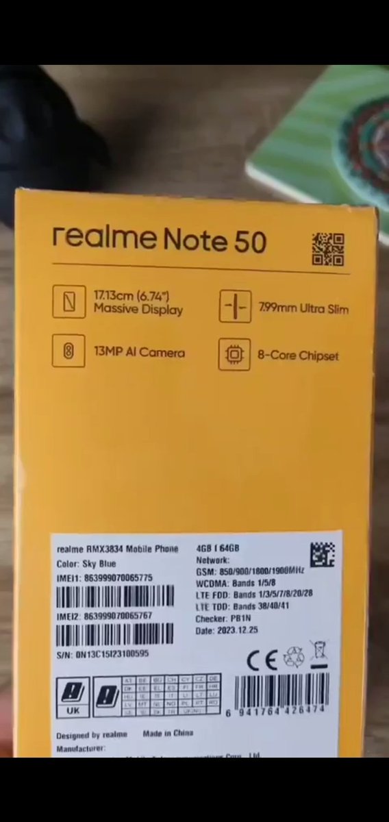 ravi3dfx's tweet photo. Why #realme feels Shy to disclose Processor name on the box ?
#RealmeNote50 #RealmeNoteSeries #realmeFestiveDays #MakeItReal https://t.co/PQT9iqM4Hk