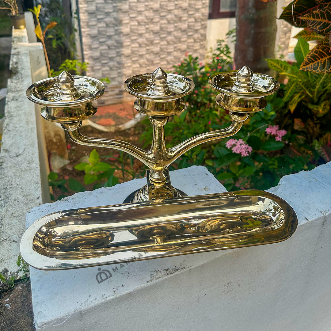 mannarcraft's tweet photo. Customized Kavaravilakku with pathi, a heartfelt offering for the temple in Thrissur. 
 Contact us: +91-73063 96955 / +91-85906 00456 𝟏𝟎𝟎% 𝐬𝐚𝐟𝐞 𝐰𝐨𝐫𝐥𝐝 𝐰𝐢𝐝𝐞 𝐝𝐞𝐥𝐢𝐯𝐞𝐫𝐲 Website: https://t.co/gXkmRrEIbu  
#mannarcraft #brasslamp #customizedlamp #nilavilakku https://t.co/TjwJhf9DD0