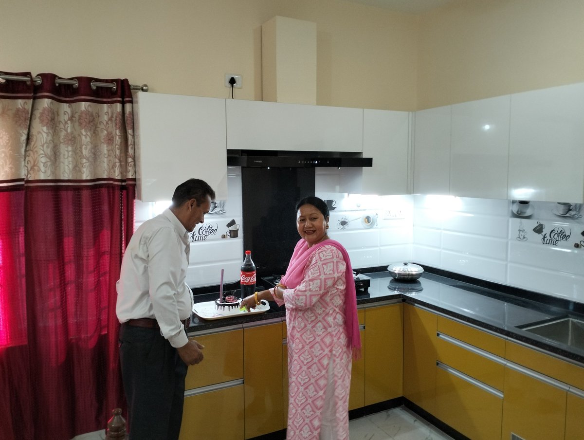 sleekitahari's tweet photo. HAPPY CUSTOMERS OF SLEEK KITCHEN BIRATNAGAR   -
KITCHEN COMPLETED AND HANDED OVER TO Mr GOPAL KUMAR BASNET (BFM AREA , BIRATNAGAR)
For any queries, Contact us:
📷025-582748/021-511518
📷9852055249
#Nepal #Kathmandu #Biratnagar #Itahari #Dharan #Home #Kitchen #wardrobedesign https://t.co/lGpT4QSJsm
