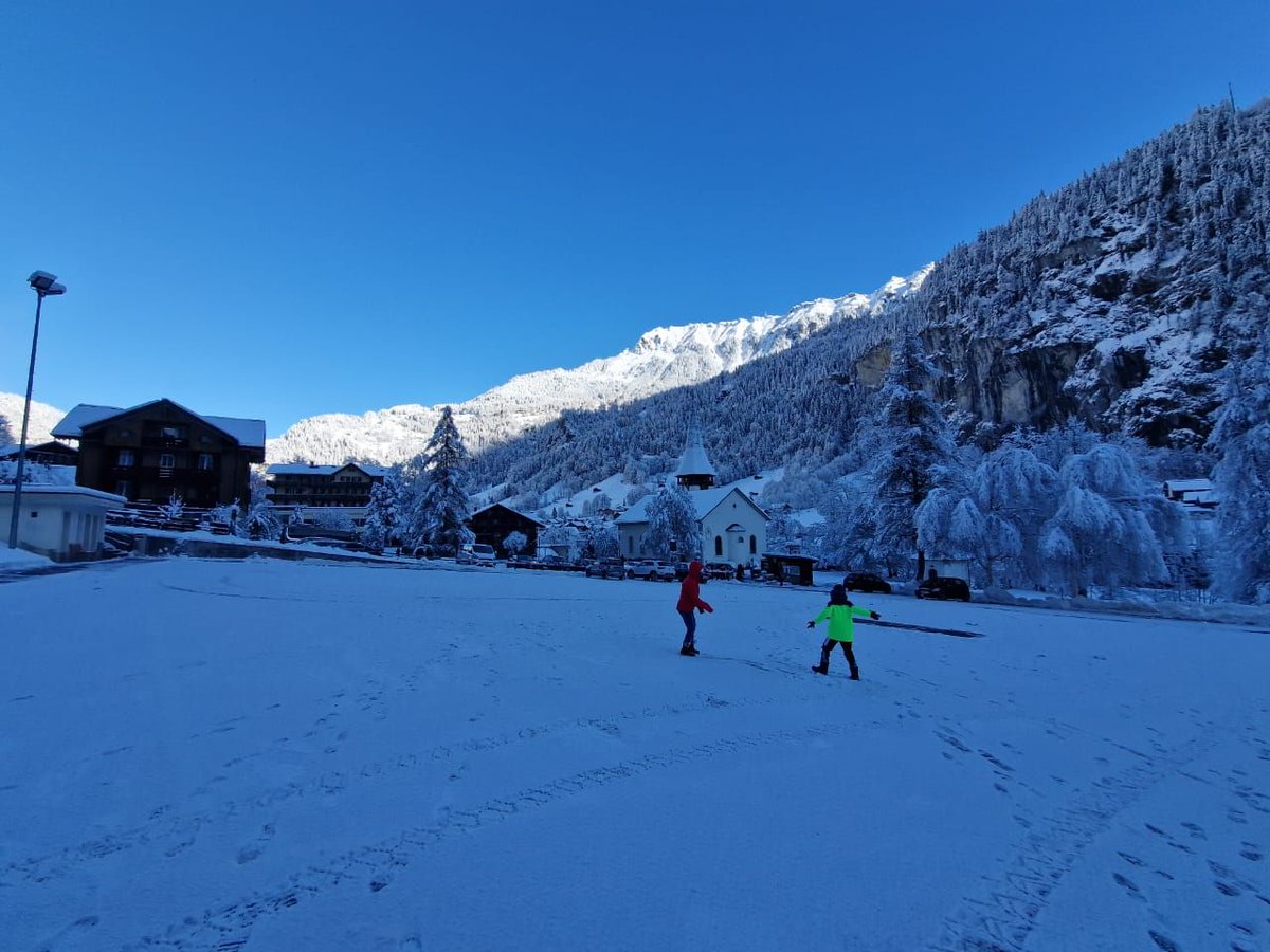 wholeexplorers's tweet photo. #Travel not to #exploretheworld but to explore your #soul.
#advaita #spirituality #philosophy #consciousness #easternperspective #vedanta #soulfulness #vedas #mentalfitness #snowfight https://t.co/gu82nQEae7