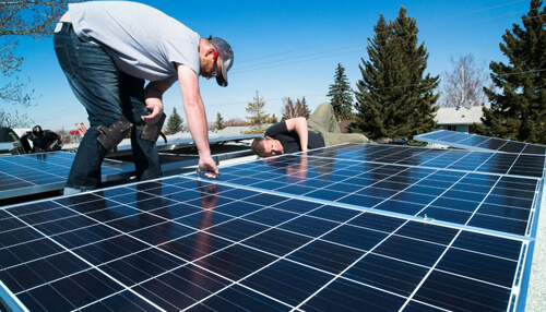 The Complete Guide to Solar System Maintenance for Homeowners

#solarmaintenance #solarcare #cleanenergy #Frugal #renewableenergy #SolarPanelTips #Rooftop #Inspecting #Energyusage #biodegradable #technicians @CNBC @BlueRavenSolar @SolarAPP_ 

tycoonstory.com/the-complete-g…