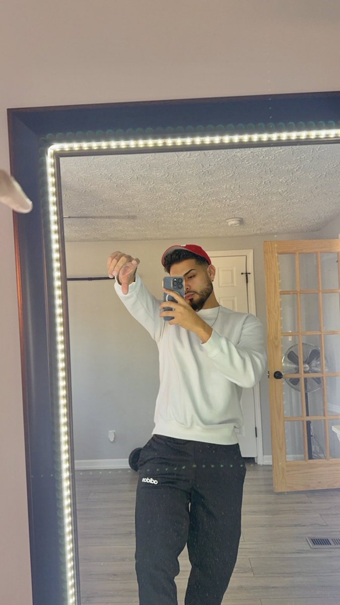 _Nonkey_'s tweet image. Can I have your lollipop 🍭