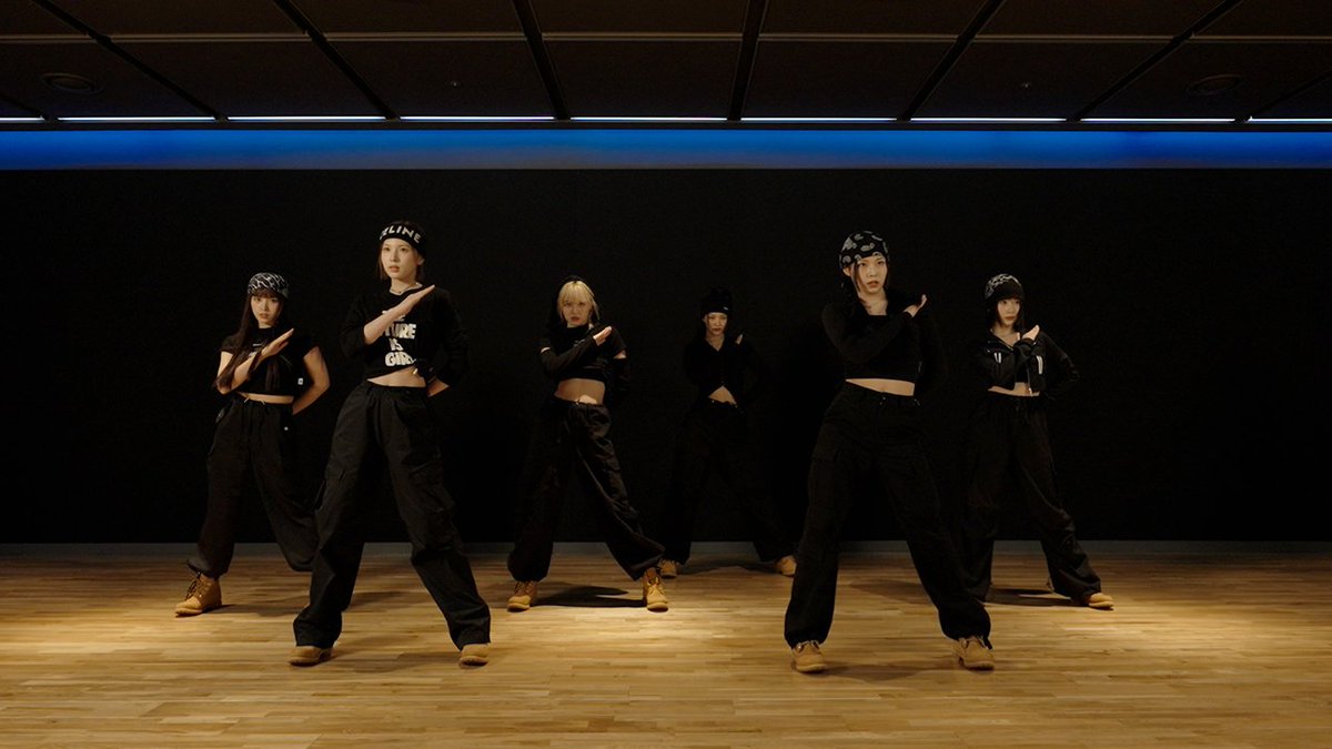 NMIXX_official tweet picture