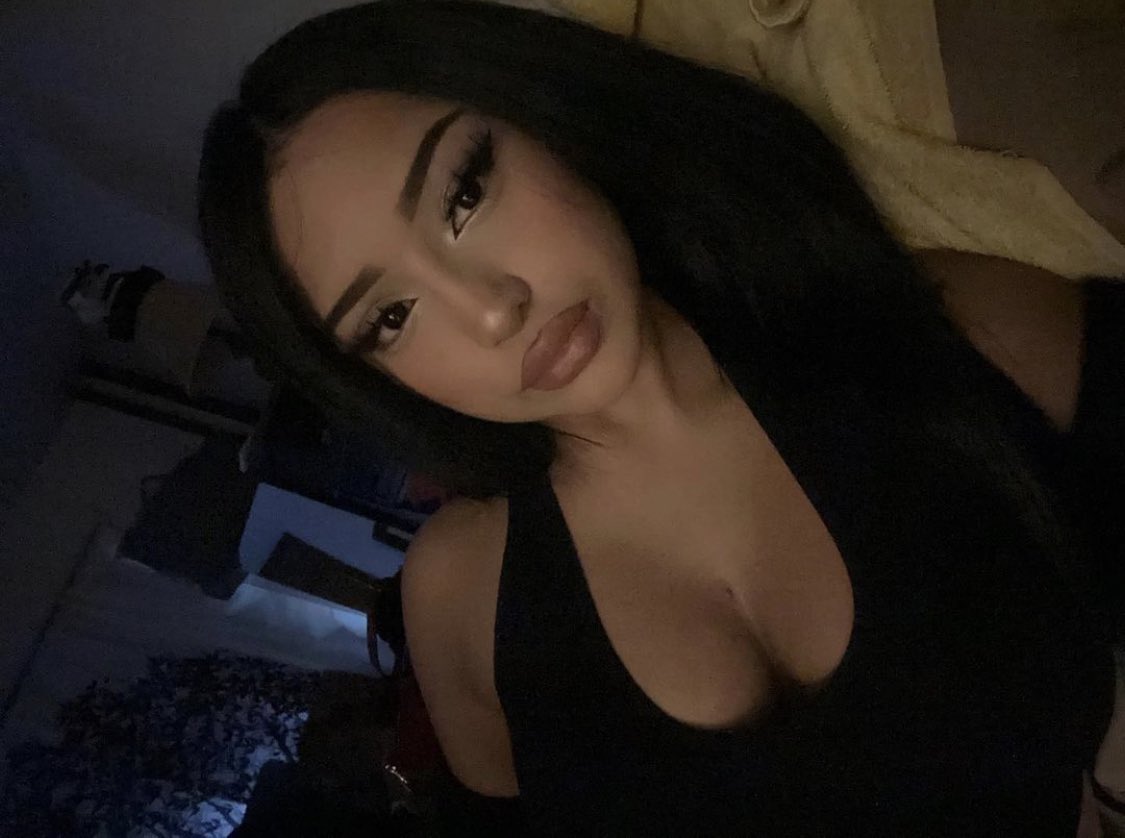 just filmed new content dm me to buy 💞 deals going on all night #nsfwtwt #sellingcontent #buyingcontent