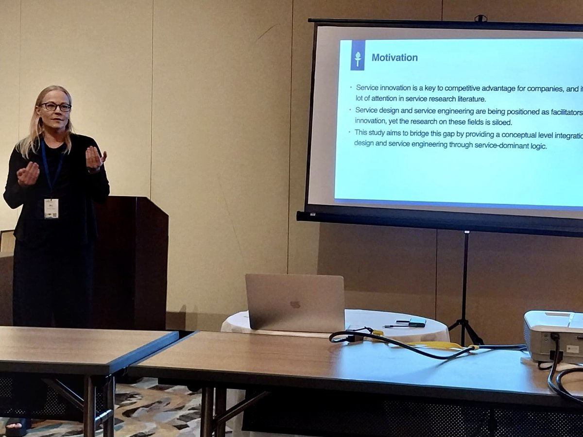 Meri Vikstrom in the HICSS-57 conference, presenting paper “Recombining Operant Resources: Integrating Service Design and Service Engineering to Improve Service Innovation” co-authored with Tuure Tuunanen and Sarah Hönigsberg.

Link to the paper: lnkd.in/dqZYci6q