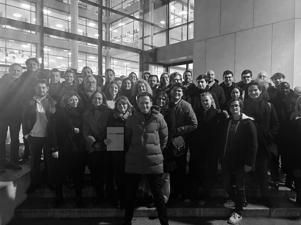 Tres belle réunion hier soir des cadres du parti 
«Chez @Horizonsleparti, nous avons quelqu’un qui a de grandes idées pour notre capitale. Nous avons devant nous un bon candidat, c’est <a href="/pybournazel/">PierreYves Bournazel</a> Il fera un très bon Maire de #Paris »

Merci <a href="/EPhilippe_LH/">Edouard Philippe</a>

Le cap est clair 💪💪