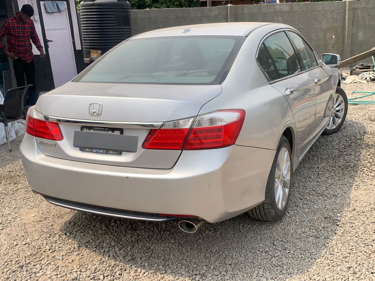 belloazeem's tweet image. 2013 Honda Accord
Neatly used 
Double screen, Thumbstart ignition
6.6m
Lagos Mainland
09033488786 
#Revolutionplus gbagada Expressway #Mitrovic