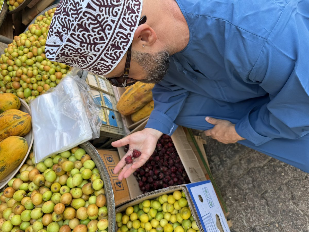 Oggi in due al Souq mi hanno chiesto se fossi Omanita, avrei voluto rispondere che ero una #poveratroia qualunque