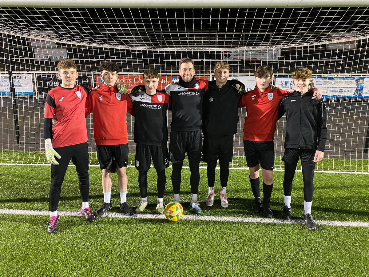 Our u15 , 16 and 19s goalkeepers being put through their paces with first team GK Will Fuller and striker Tom Stokes Massive thank you to Nicky Church for the session . Future is bright between the sticks ⚽