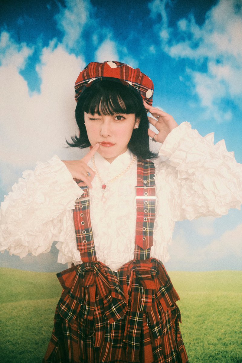 amidesudoumo's tweet photo. 全身マツヤマイカ氏の私服を借りた👗👑 https://t.co/UKy13AEvyU