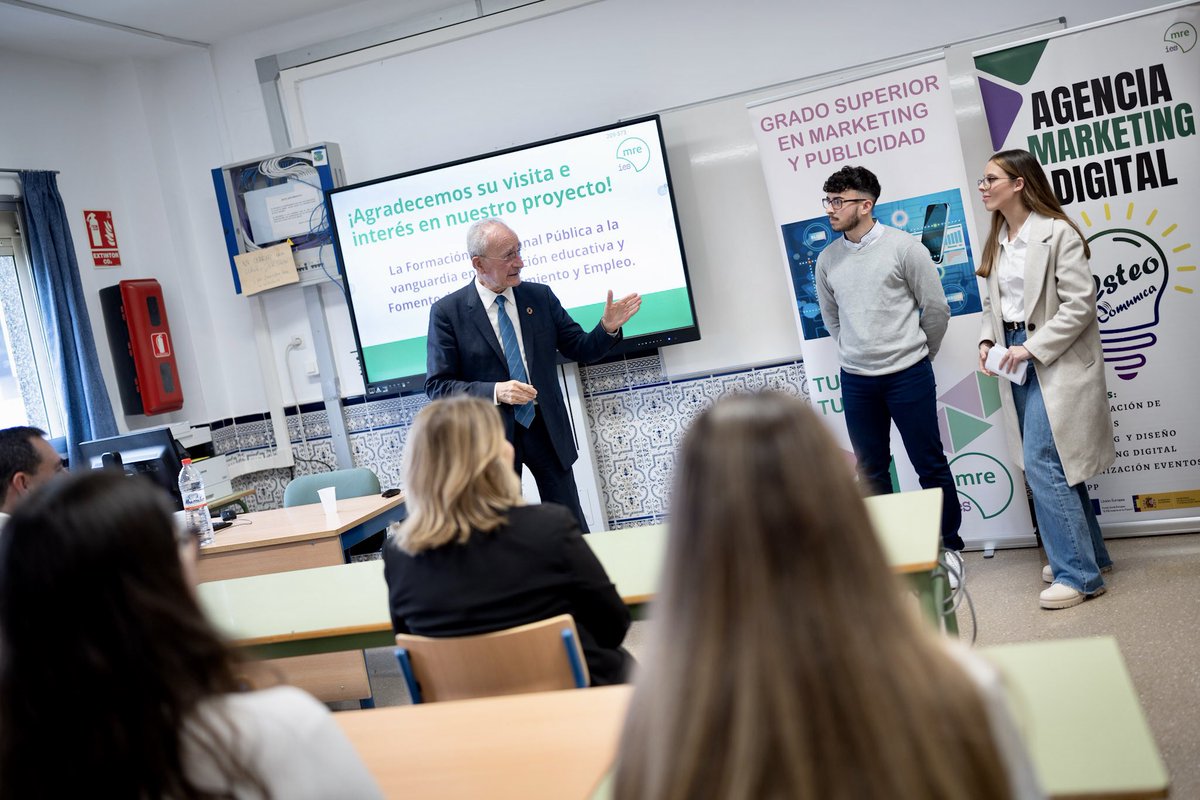 Ciudad de Málaga tweet media