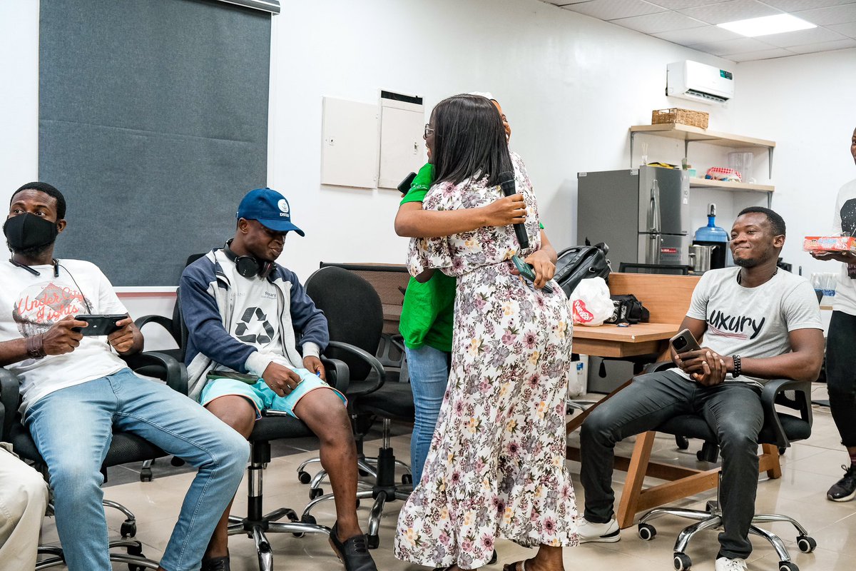 SustyVibes's tweet photo. Because ain’t no party like a Lagos party! Lagos Vibers threw a fantastic end-of-the-year party at Zen by SustyVibes with cake, food, vibes, games, and even gifts— Swipe to see the fun memories!
📍Zenbysustyvibes
#newyear #consciouscommunity #ecoliving https://t.co/m560zmyoJA