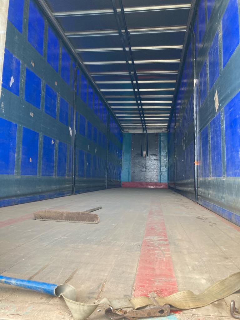 stephen_mcivor's tweet photo. Excellent batch of SDC high spec ,4.6m . 2017 and 2018 . Contact SMC trailers for details .. 
07725544441 https://t.co/f6rJIYZR4Z