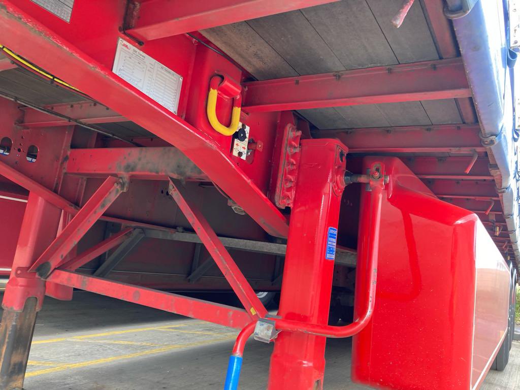 stephen_mcivor's tweet photo. Excellent batch of SDC high spec ,4.6m . 2017 and 2018 . Contact SMC trailers for details .. 
07725544441 https://t.co/f6rJIYZR4Z