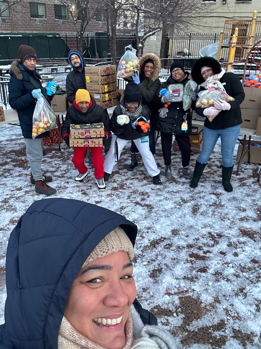 It may feel cold outside, but our hearts are warm thanks to our amazing staff and volunteers who are at Louise’s Pantry in the Bronx this morning ensuring our clients have access to their immediate needs. 

#HomelessnessPrevention #FoodPantryNYC