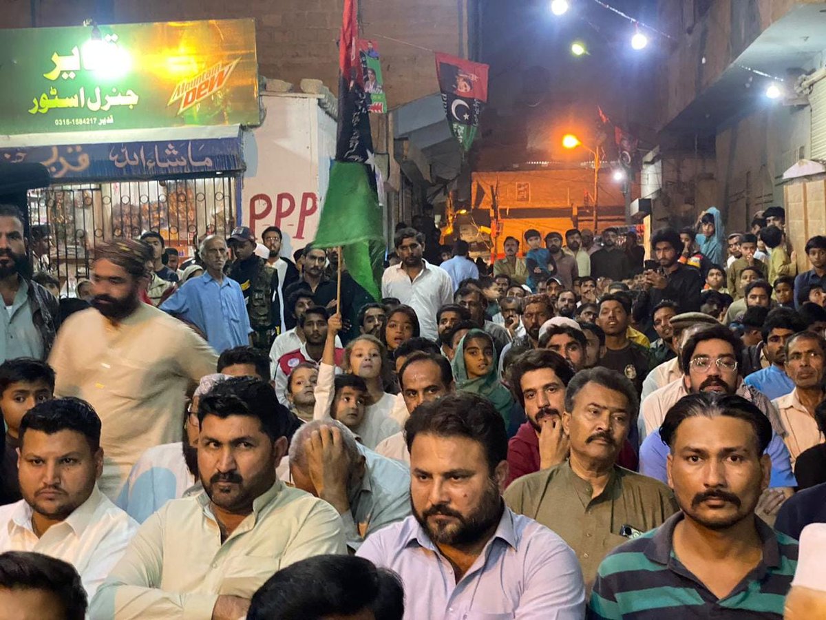 Imranmithani101's tweet photo. آج فائیق خان  یوسفزئی کی طرف  سے ایک کارنر میٹنگ کا انعقاد کیا گیا جو کے بعد میں جلسے میں تبدیل ہو گئی جس میں کافی تعداد میں لوگوں نے شرکت کی ۔
اس موقع پر بیرسٹر عمران علی مٹھانی صاحب امیدوار صوبائی اسمبلی سندھ حلقہ پی ایس 101 
#PPPDigitl #Election2024 https://t.co/q1MgTYHrBu