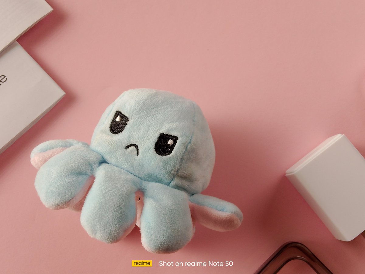 TechKuya's tweet photo. The realme Note 50 has a modest camera system consisting of a 13MP main sensor and a 5MP selfie camera but that did not stop us from having fun!
Details + unboxing on https://t.co/y43FQkxwJR
#realmePH #realmeNote50 #realmeNote @realme_ph @realmeglobal https://t.co/RJDRKepO6T
