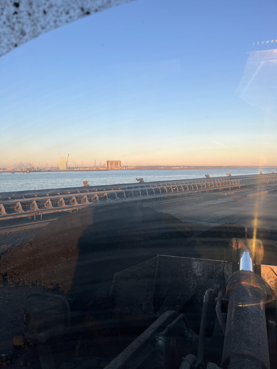 sapperproject's tweet image. Not bad site views today #coal #teesside #doosan #digger #veteran #british