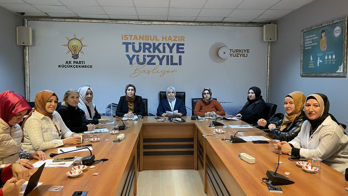 akkadinkcekmece's tweet photo. Başkanımız @salihakaradayi  başkanlığında, Yönetim Kurulu Toplantımız gerçekleştirildi.

@akkadinistanbul 
#Yenidenİstanbul https://t.co/uFWTtaRtkl