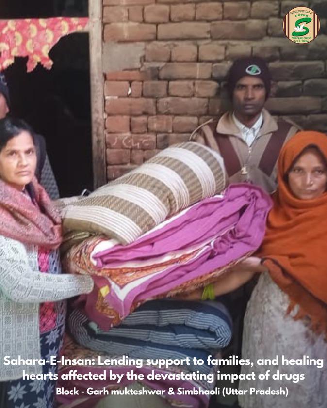 GreenSwelfares's tweet photo. Shah Satnam Ji Green 'S' Welfare Force Wing volunteers, guided by Saint Dr. MSG, provide steadfast support to families grappling with drug addiction losses. More than just material assistance, their compassionate actions bring warmth, smiles, and renewed hope. #Sahara_E_Insan #DrugAddiction #SayNoToDrugs #DeraSachaSauda