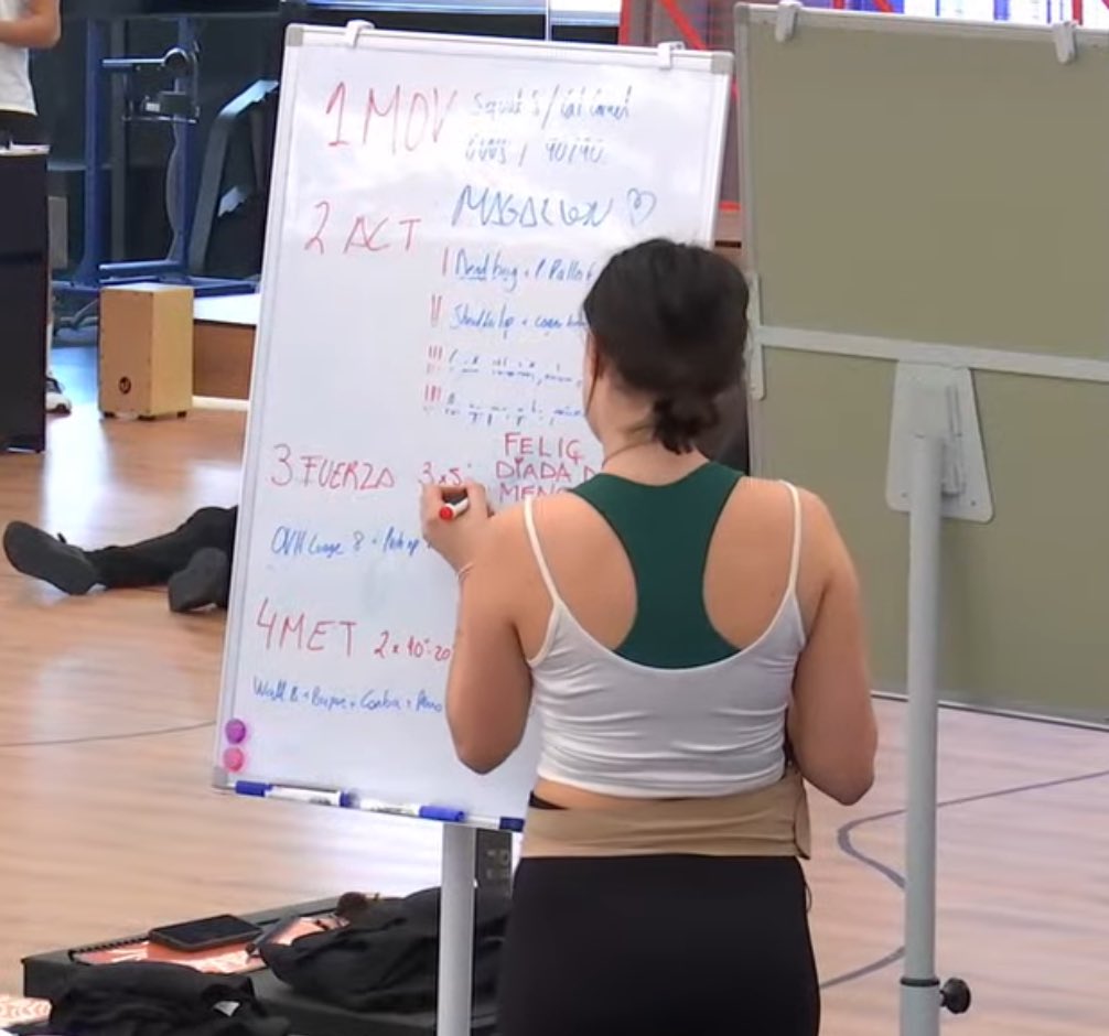 viudxnegra's tweet photo. lo mona que es #OTDirecto17E https://t.co/Jir7GUekUq