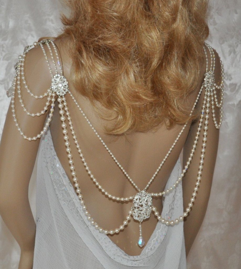 badestoutfit's tweet photo. pearl backless accessories https://t.co/JDiC2XRzL2