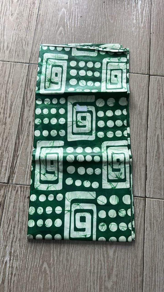 tehillah_store's tweet photo. Polish kampala available now for pickup...
4000/5yards
#VendorsPRO 
@Jomilojju 
@Timiglow https://t.co/Q5CsWmDlm2