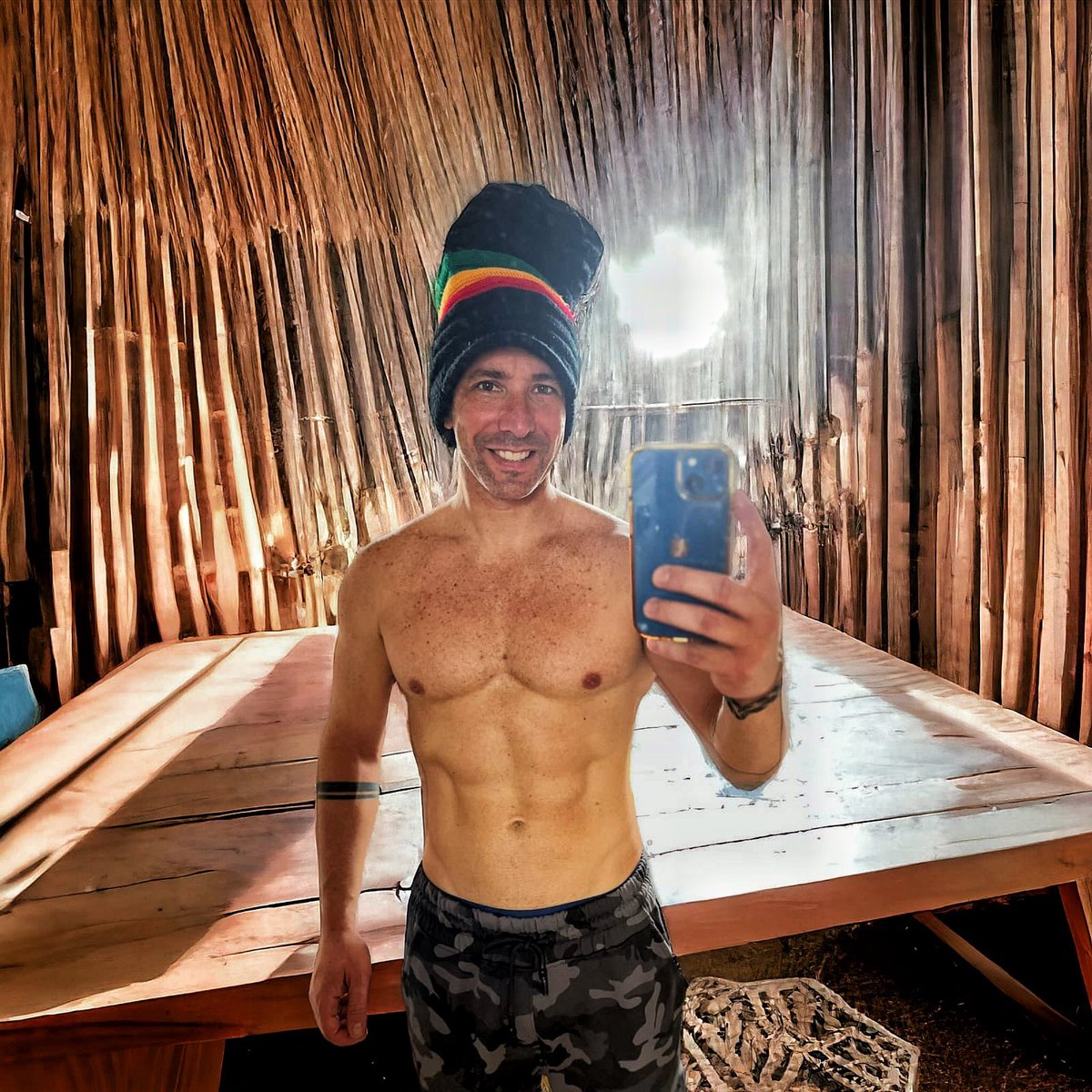 grioja82's tweet photo. Para mas fotos sigueme en https://t.co/6XBj8IyniK

#rasta #onlyfans #men #fitness https://t.co/eeRUrxVnLu
