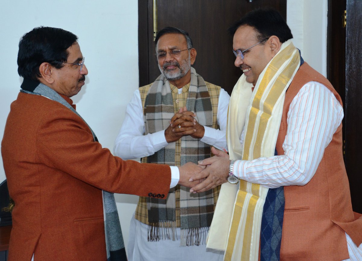 BhajanlalBjp's tweet photo. आज राजधानी दिल्ली में माननीय केंद्रीय कोयला एवं खान मंत्री श्री @JoshiPralhad जी से आत्मीय भेंट की तथा वीर भूमि के विकास संबंधित महत्वपूर्ण विषयों पर सार्थक चर्चा की।

इस अवसर पर हमारे साथ प्रदेश सरकार में ऊर्जा मंत्री श्री हीरालाल नागर जी भी उपस्थित रहे। https://t.co/OfmFbmUfxb
