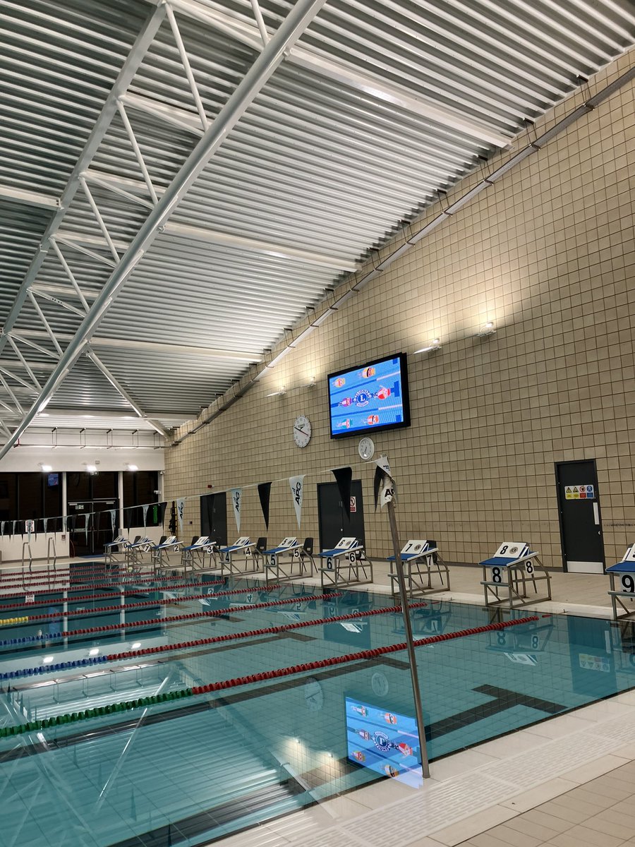 RaynerIzzy's tweet image. I swam in a Swimathlon organised by Maidenhead @lionsclubs 
 &amp;amp; Maidenhead Swim Club. 
🏊‍♀️ 🦁🥽🏊‍♂️ 💰 
100 teams swimming 7am-7pm, for 50m in a relay of 50m. 
My team ‘Tuna’ of 8 swimmers swam 74 lengths at 7am.
Please see here:
justgiving.com/page/maidenhea… 

#lionsclub #maidenhead #swim