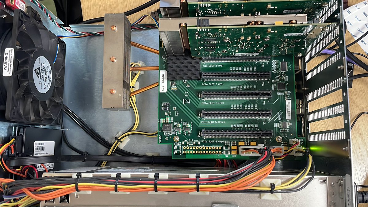 Trinity_AV_'s tweet image. Today i shall mostly be trying to track down why this datapath wont boot properly 🤔 Output cards removed and hey presto it boots 😆