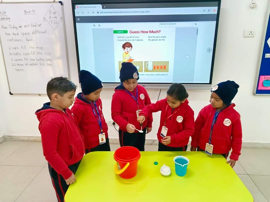 7iworldschool_g's tweet image. Life @7i World School Harishankarpuram

Block - 16
Water Wonder
K2 Students learned to measure capacity using non-standard units.
Teaching capacity , which is an important mathematical concept,  builds a deep understanding of the measurement process.
#7iworldschool #classactivity