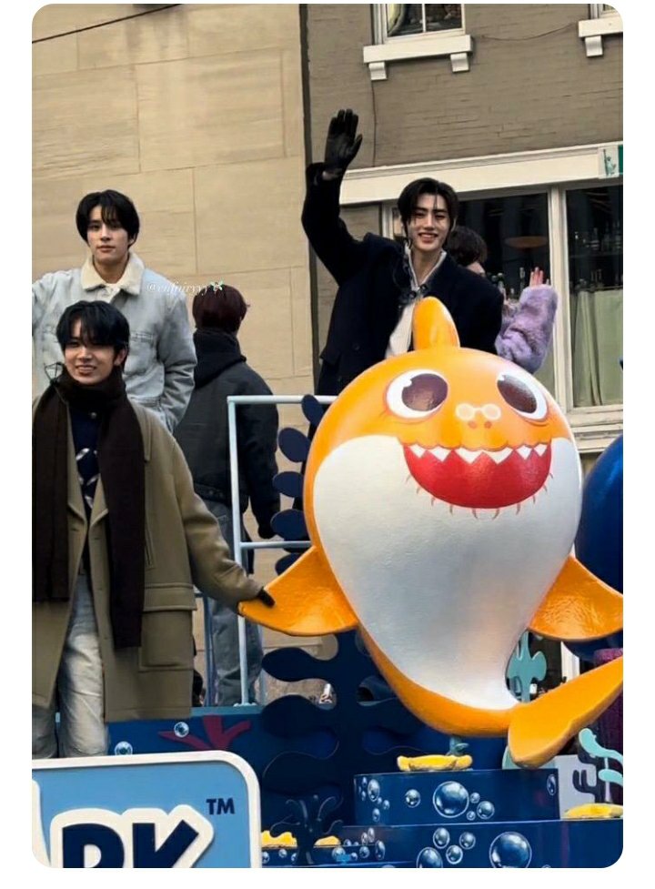 ENHYPEN WEVERSE tweet media