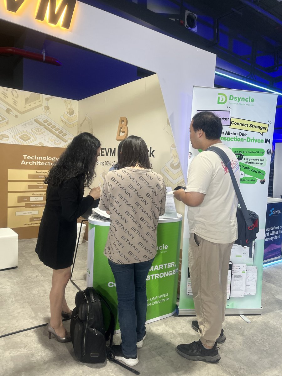 soex_club's tweet image. 🎉#Dsyncle 在泰国普吉岛 #B2GC 峰会现场，Day1  获得现场众多体验者一致好评，纷纷前往下载体验！

 让我们一起  发现更多可能性，创造更多价值！
 👉dsyncle.io/download.html

   #Dsyncle #普吉岛 #social