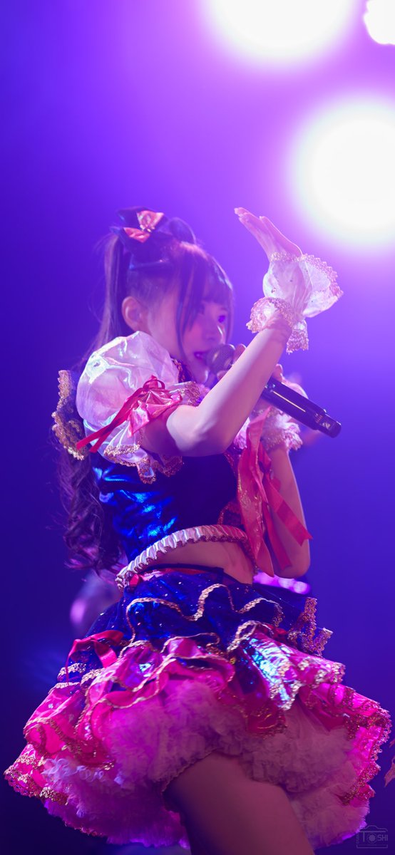 DelphyTarutaru's tweet photo. Date: 2023.12.24
Event: Star★Shiμ'ne!!! メリースタークリスマス!!
Location: 横浜 1000CLUB
Group: 輝星★Cosμ’n.【STAR COSMUNE】
Artist: Ice
Full size vertical photo to Threads:
https://t.co/OsUcpOeGls
#STARCOSMUNE
#こずみゅん
#Ice #アイス #icequeeniiz
@icezu_official https://t.co/VfEba6j1uL