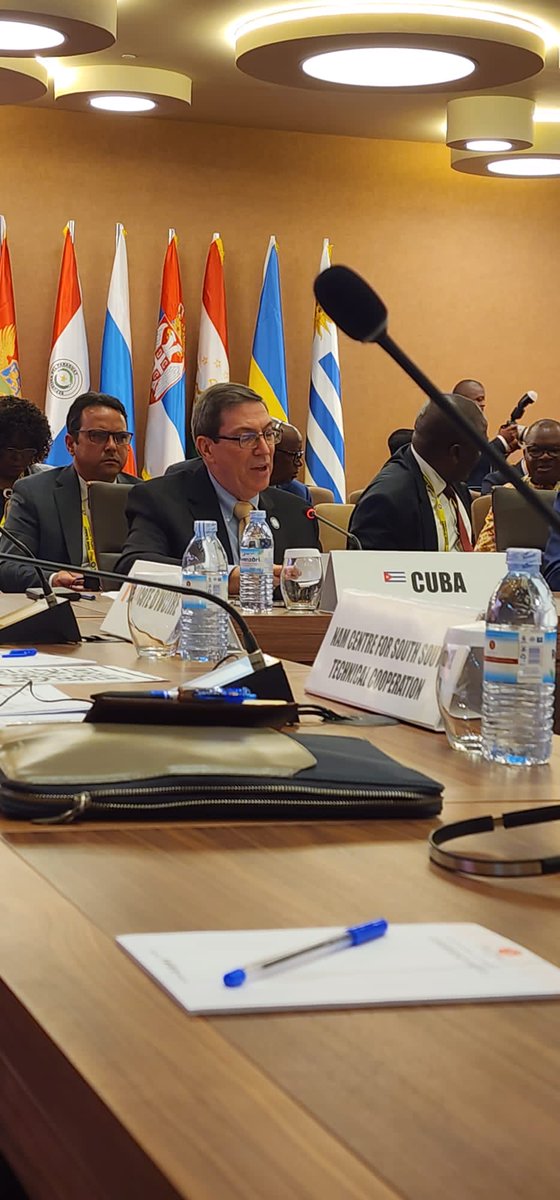 "Cuba propone que el Movimiento apoye el envío urgente a la Franja de Gaza de una misión de protección internacional, autorizada por la #AGNU, con el mandato de garantizar la seguridad y la protección de la población civil y facilitar la entrega de ayuda humanitaria y alimentos".