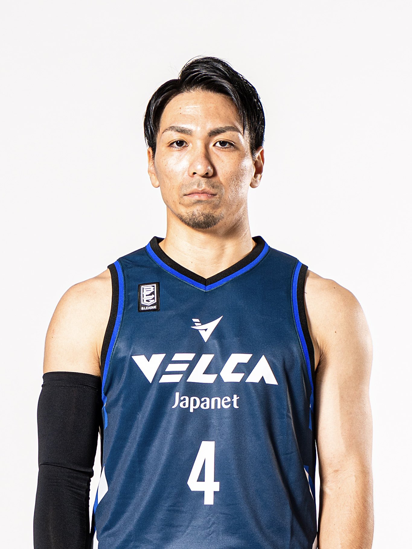 長崎ヴェルカ　狩俣選手直筆サイン入りホッケーシャツ 長崎ヴェルカ22-23シーズン全選手サイン入りレプリカ