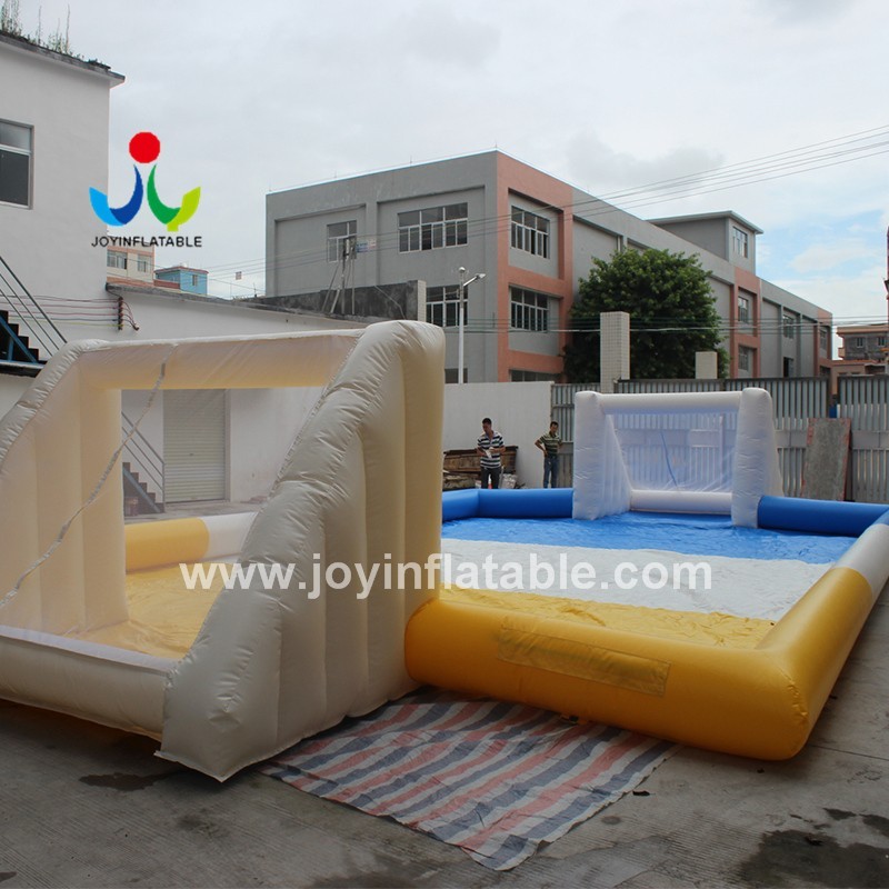 JoyInflatable's tweet image. Introducing the marvelously innovative concept of a customized inflatable water soap soccer field for adults.

Know more: bit.ly/3tSXtQh
#waterinflatable #inflatablefootballfield #inflatablesoccerfield #inflatable