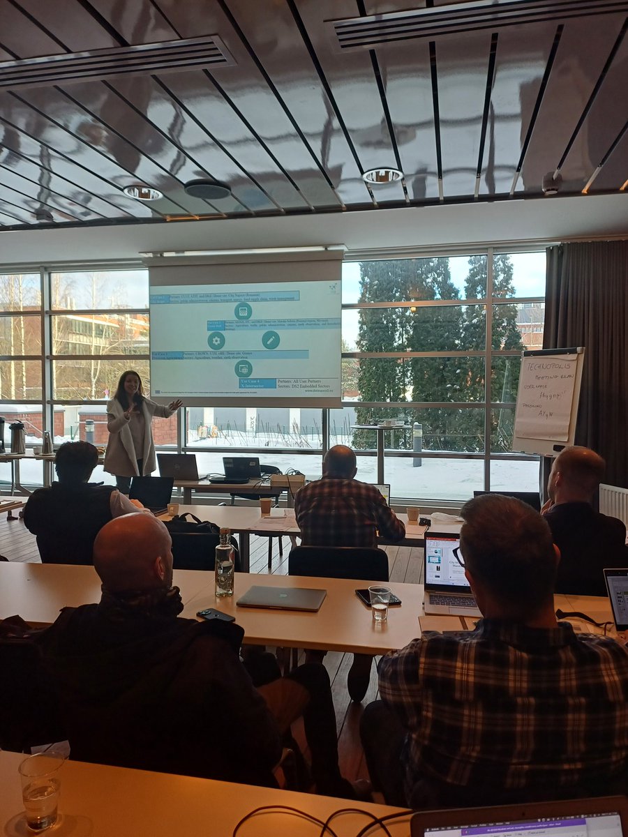 Data Space 2 (@ds2_eu) on Twitter photo Andra of <a href="/ItTransilvania/">Transilvania IT Cluster</a> is introducing the 3 #DS2 inter sectorial use cases and a cross intersectoral use case acting as a superset scenario.
More at dataspace2.eu Andra of <a href="/ItTransilvania/">Transilvania IT Cluster</a> is introducing the 3 #DS2 inter sectorial use cases and a cross intersectoral use case acting as a superset scenario.
More at dataspace2.eu