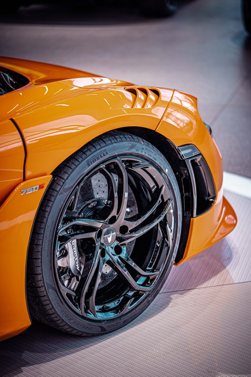 GRANGEMOTORS's tweet photo. McLaren 750s Spider in Papaya @mclarenhatfield #McLaren McLarenAuto #Mclaren750sspider #McLaren750s #McLarenHatfield https://t.co/x6xzafzoKg