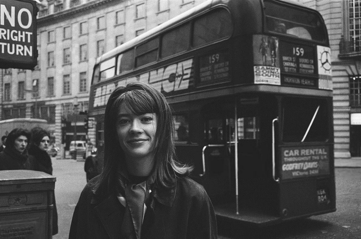 Happy birthday Francoise… This is a great listen if you’ve got 30 minutes in your day …’Falling for Françoise (BBC Radio 4 - Françoise Hardy documentary)’ m.youtube.com/watch?v=R6FSzA…