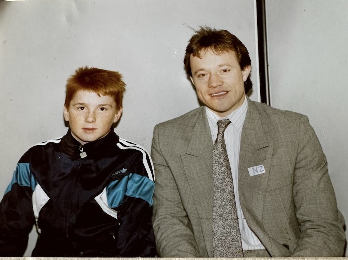 Found this photo and would have been around 1989 probably in a school presentation ..any guesses on whose the youngster who went on to represent his country 🏴󠁧󠁢󠁷󠁬󠁳󠁿