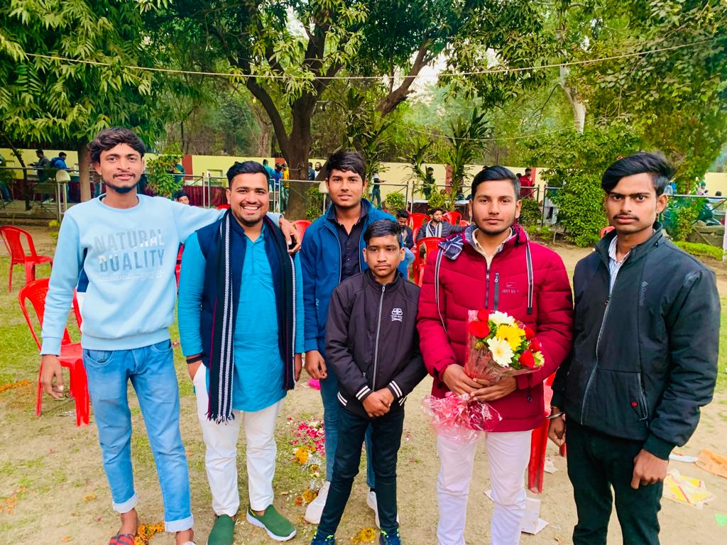 it_yla's tweet photo. मध्यप्रदेश के युवा नेता आदरणीय देवेंद्र प्रताप सिंह तोमर रामु भैया जी को जन्मदिवस की बहुत बहुत शुभकामनाएँ
आप हमेशा ख़ुश रहें स्वस्थ रहें
महाकाल बाबा जी का आशीर्वाद आप पर सदैव बना रहे
अनंत सुभकमनाये 
Devandra Pratap Singh Tomer
Devendra Pratap Singh Tomar
Happy birthday bhaiyaa ❤️ https://t.co/F3J1JPz7LA