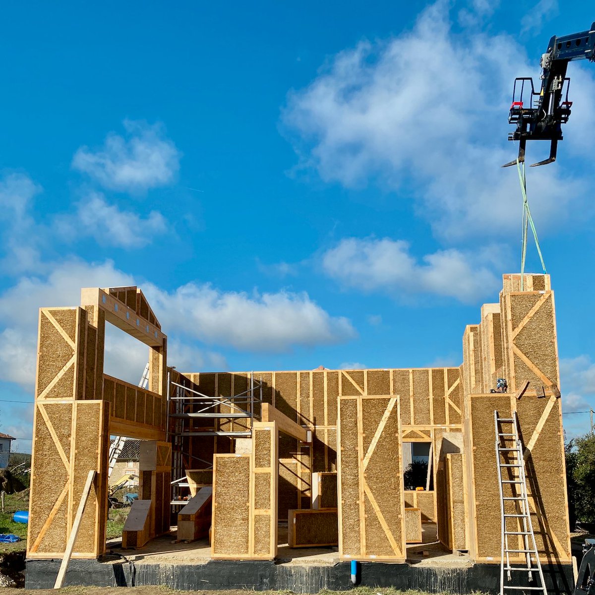 EcoCocon - Straw Wall System tweet media